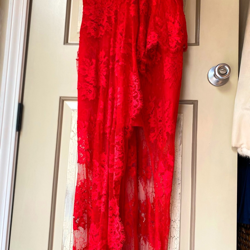 Lover’s + Friend’s Perfect Holiday dress!